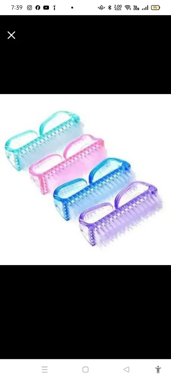 Set de cepillos de uñas en colores pastel