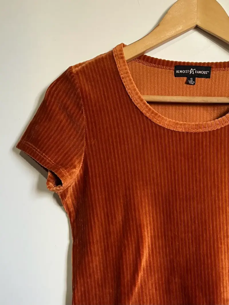 top/polera de terciopelo color terracota - 3