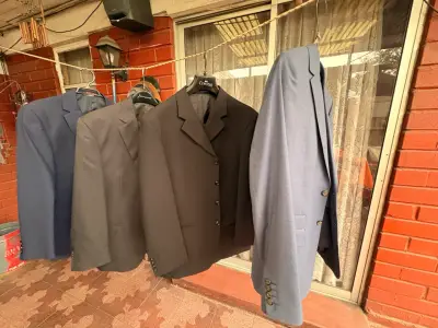 Traje o Terno  de hombre - miniatura 4