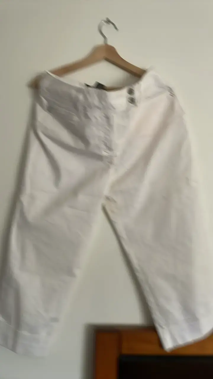 Pantalones blancos de algodón para mujer