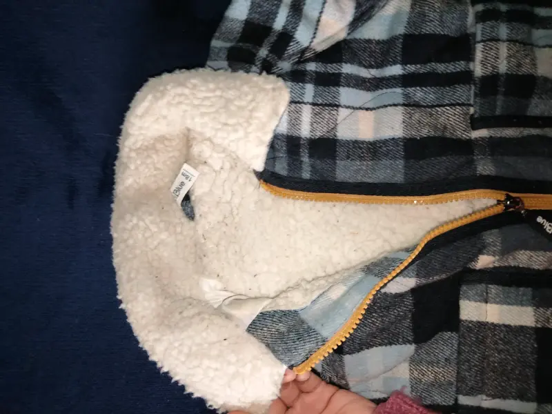 Chaqueta de niño a cuadros con forro polar - 2