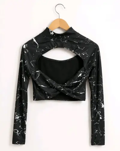 Conjunto deportivo Shein negro con diseño mármol - miniatura 2