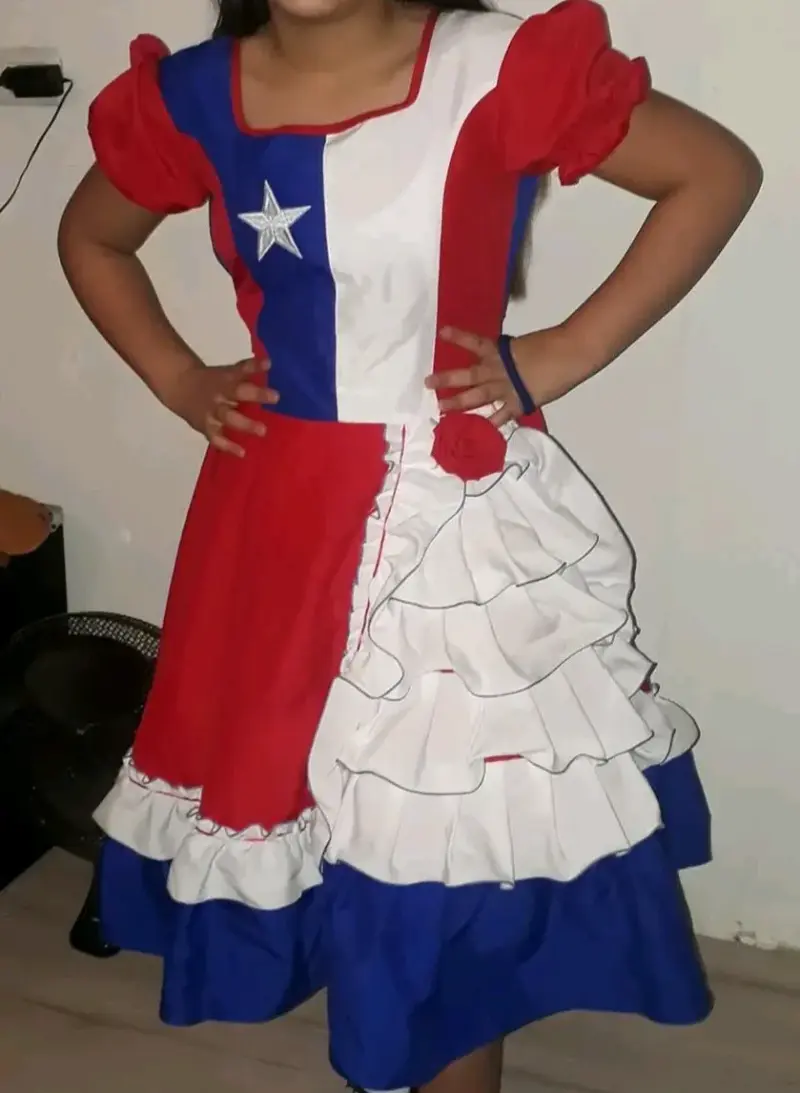 Vestido típico chileno para niña talla 14