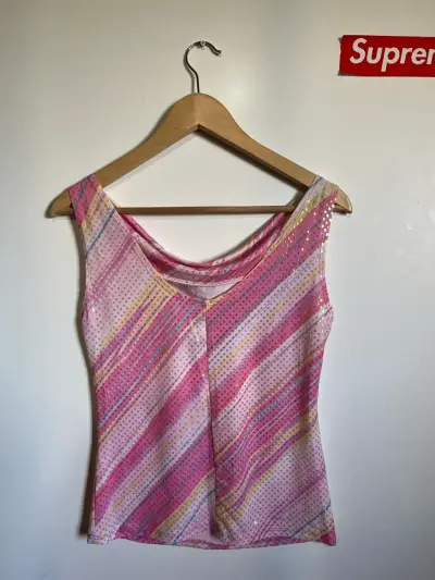 polera sin mangas rosado - miniatura 2