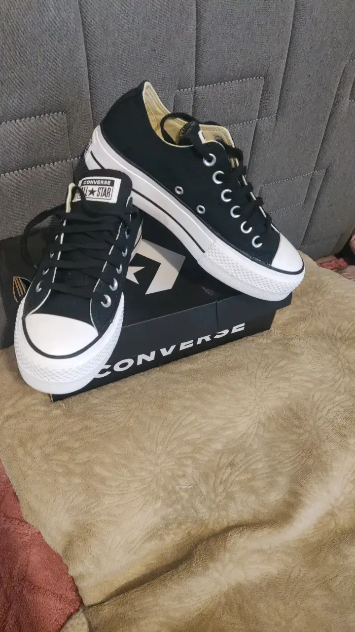Zapatillas Converse All Star negras clásicas - 4