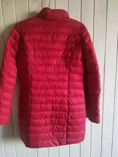 Abrigo acolchado rojo talla S para mujer - miniatura 3