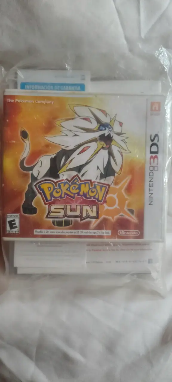 Caja y manual Pokémon Sun para Nintendo 3DS