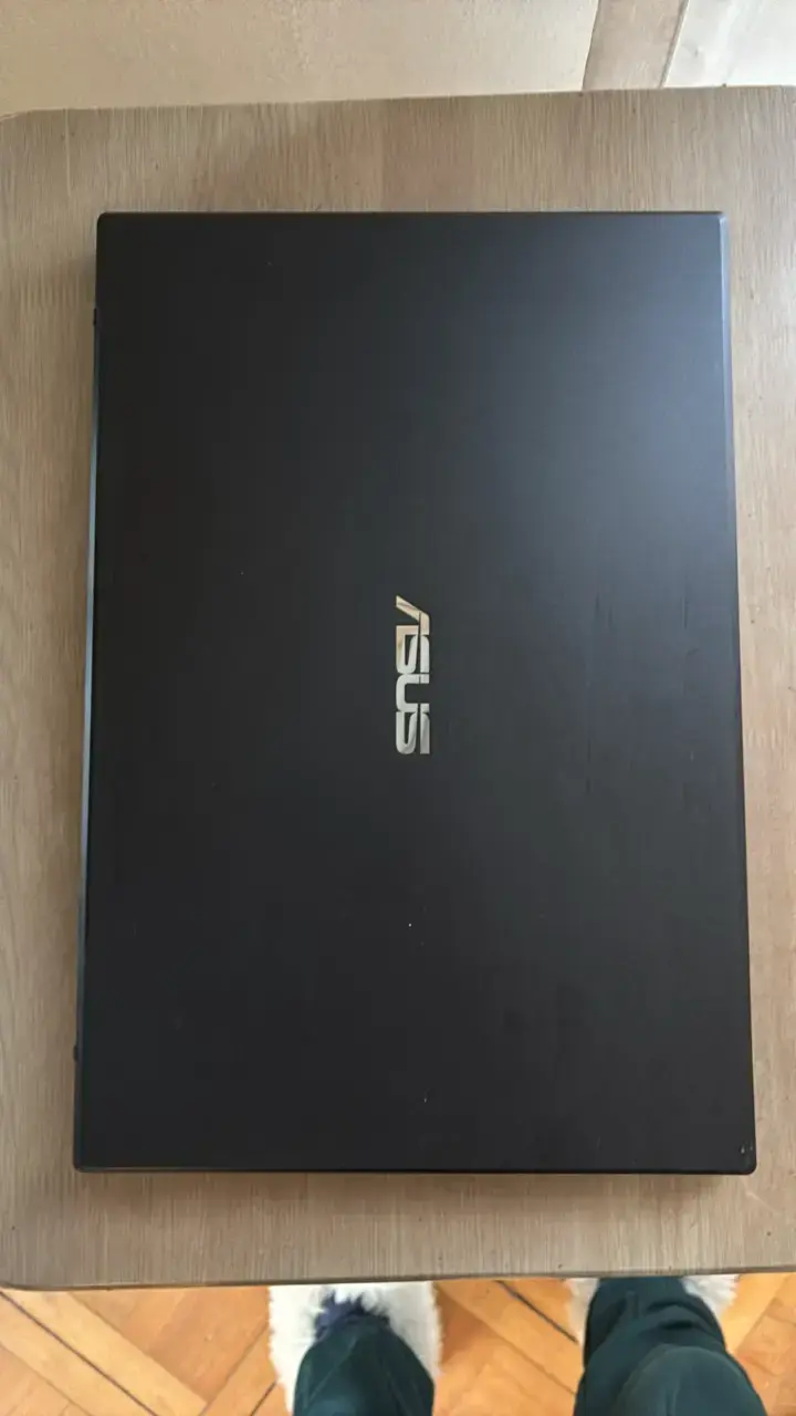 Notebook ASUS con Intel Core i5 y NVIDIA - 2