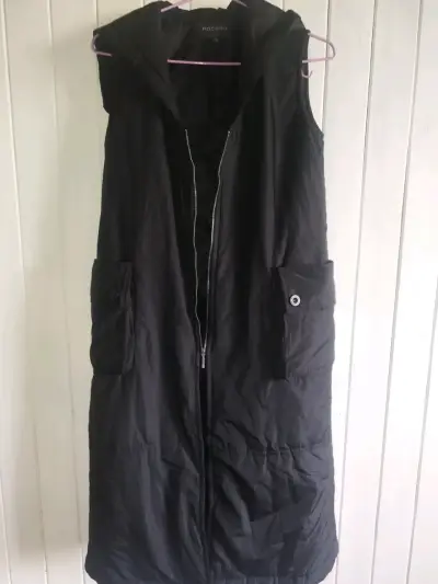Chaqueta negra con capucha Mocano, estilo koreana - miniatura 3