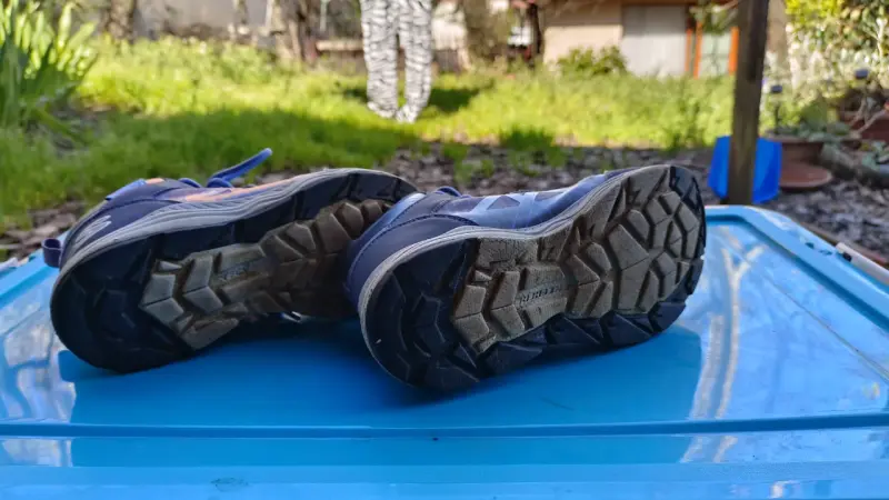 Botín Skechers waterproof para niña número 29 - 2