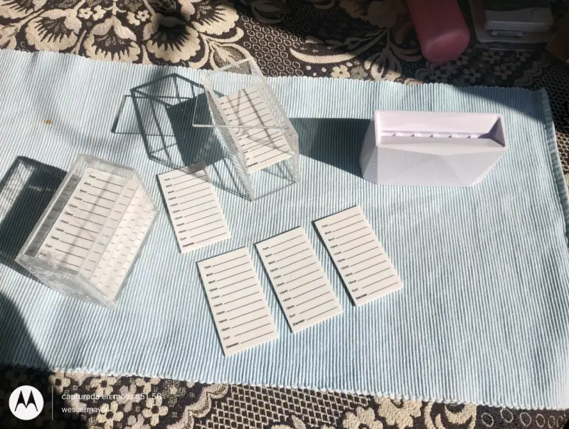 Kit de Extensiones de Pestañas con Pinzas y Soporte - 2