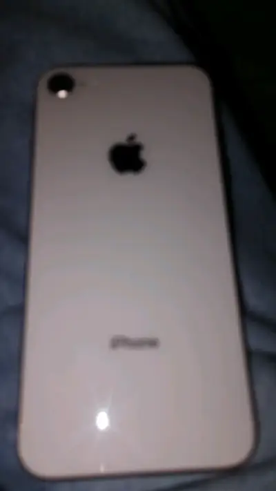 iPhone blanco en buen estado - miniatura 1