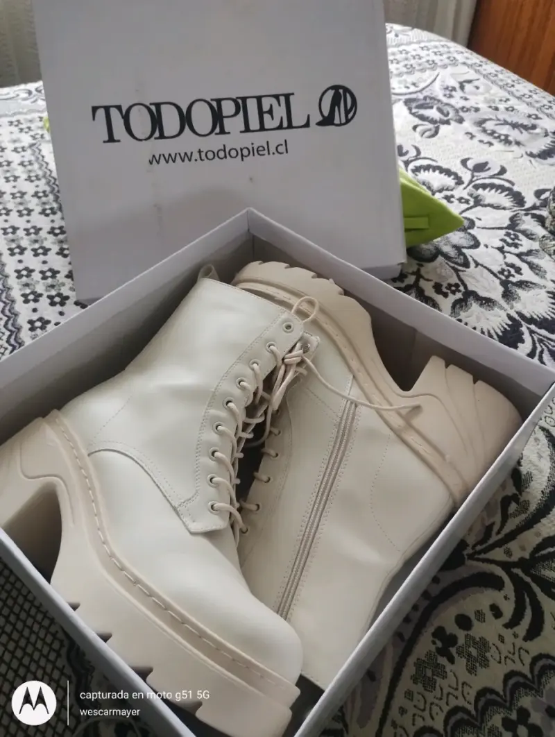 Botas de cuero beige con plataforma - 5