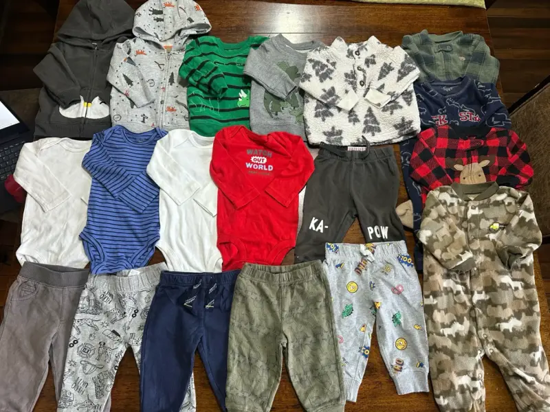 Lote de ropa de bebé niño 6 meses carters - 1