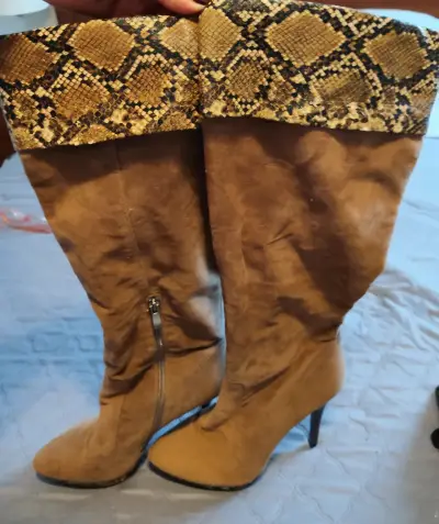 Botas altas de mujer en varios estilos y 2 precios - miniatura 4