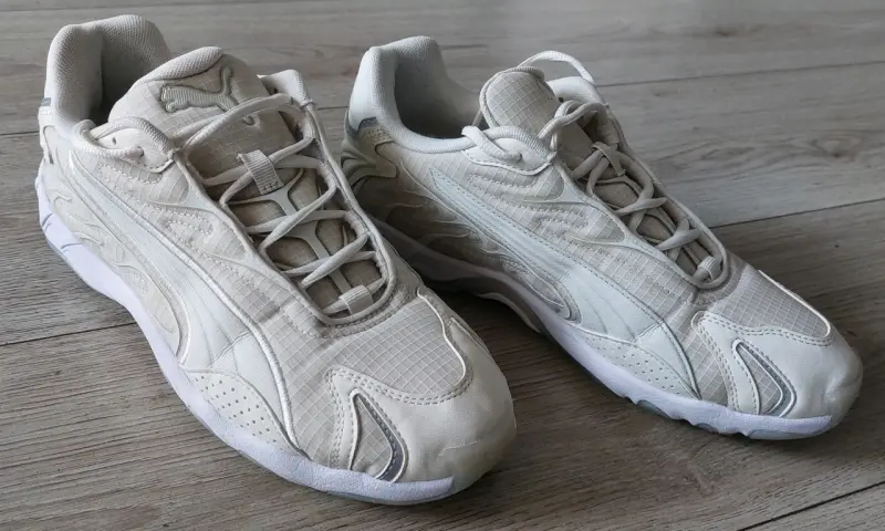 Zapatillas deportivas blancas Puma talla 42 - 2