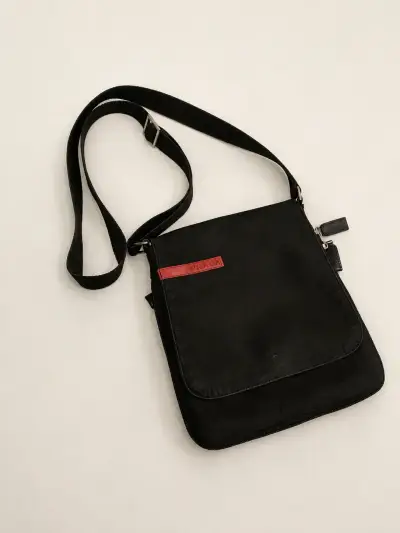 Bolso bandolera negro Prada de nylon - miniatura 1
