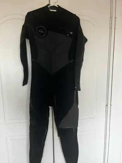 Traje de Neopreno Quiksilver Negro Talla L - miniatura 4
