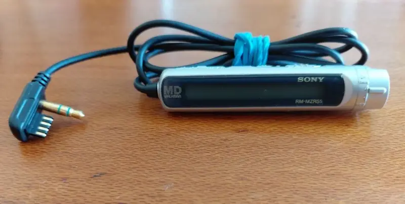 Sony MZ-R55 MiniDisc Walkman + accesorios - 3