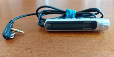 Sony MZ-R55 MiniDisc Walkman + accesorios - miniatura 3