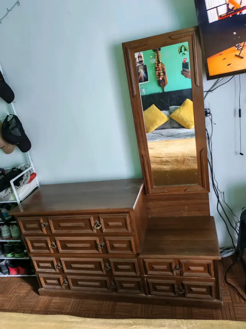¡Tocador Vintage de Madera con Espejo 🪞
