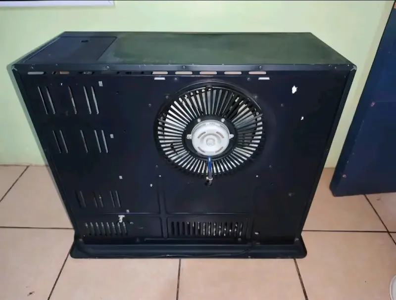 Estufa láser a parafina Toyotomi LC-68 - 2