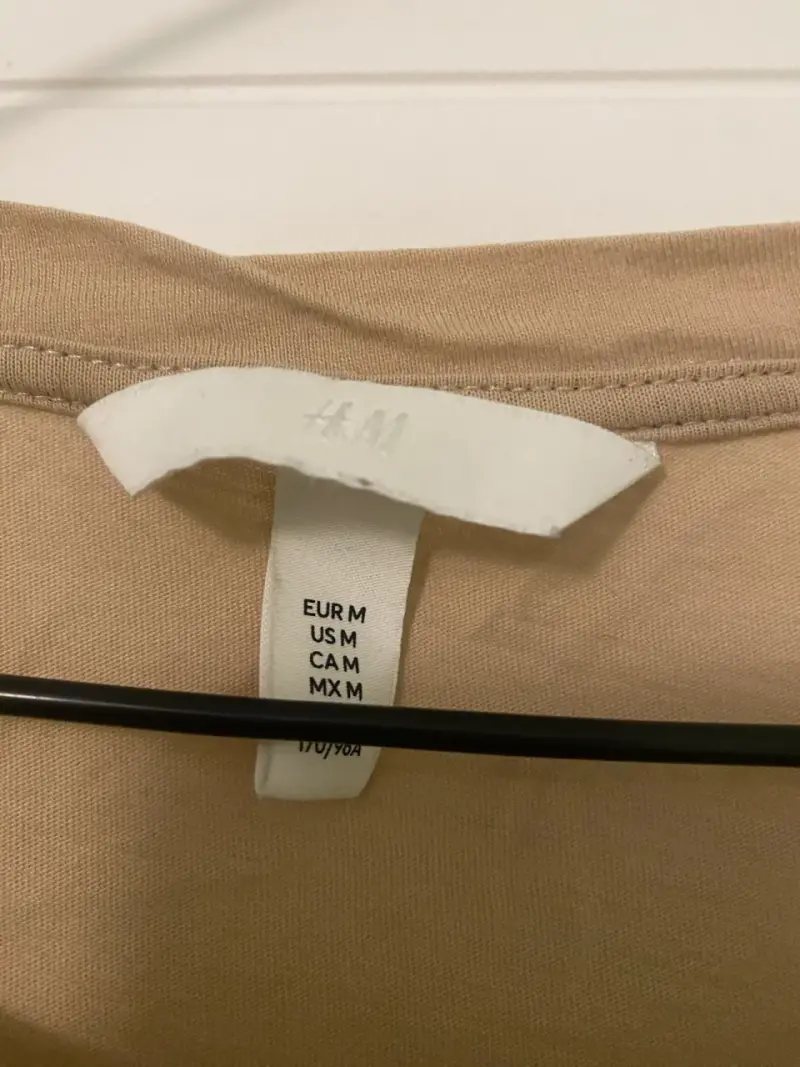 Polera beige H&M para mujer talla M - 2