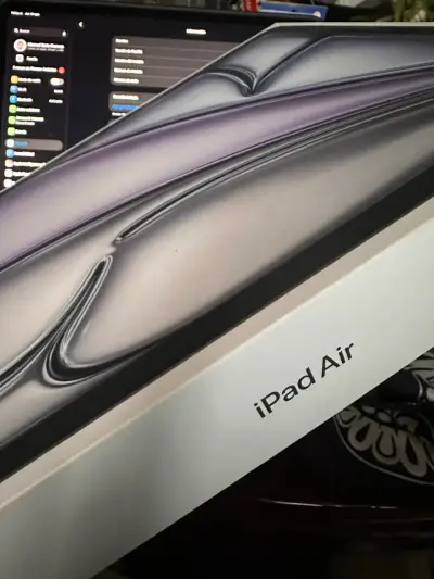 iPad Air 13-inch M4 con 1TB de almacenamiento - miniatura 2