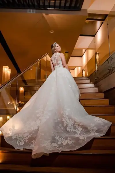 Vestido de novia elegante marca Rosa Clará - miniatura 1