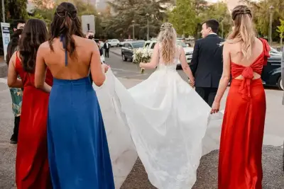 Vestido de novia elegante marca Rosa Clará - miniatura 5
