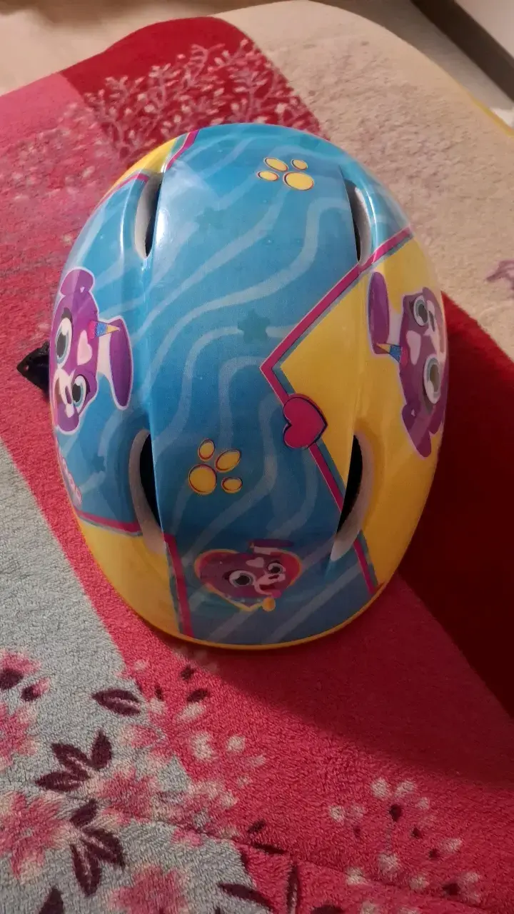 Casco infantil+rodilleras - 2