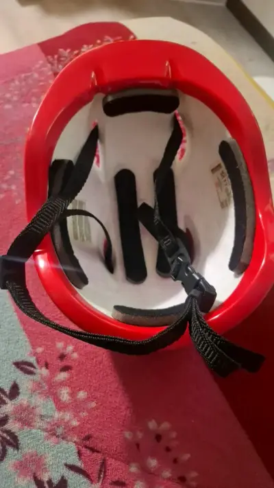 Casco infantil+rodilleras - miniatura 3
