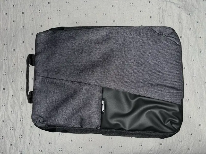 3 Mochilas ASUS - 4
