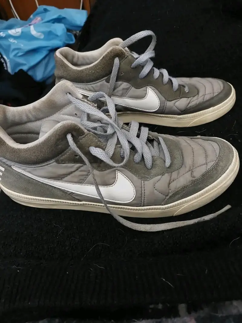 Zapatillas deportivas grises Nike para hombre - 1
