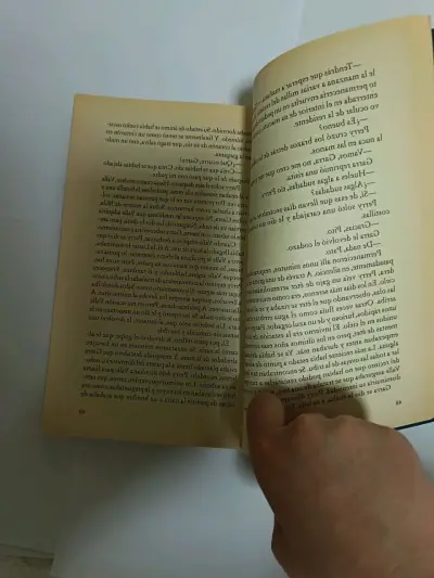 Libro Bajo el Cielo Eterno de Veronica Rossi - miniatura 4