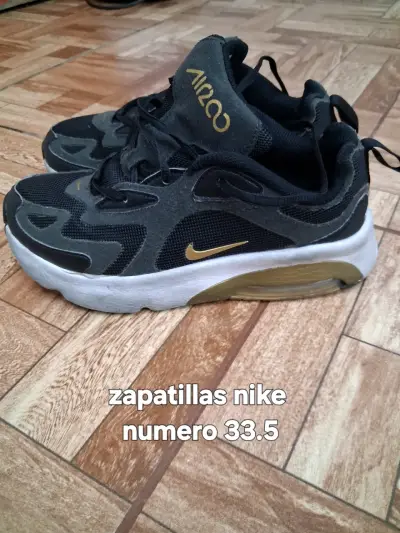 Zapatillas Nike Air 200 negras talla 33.5 - miniatura 1