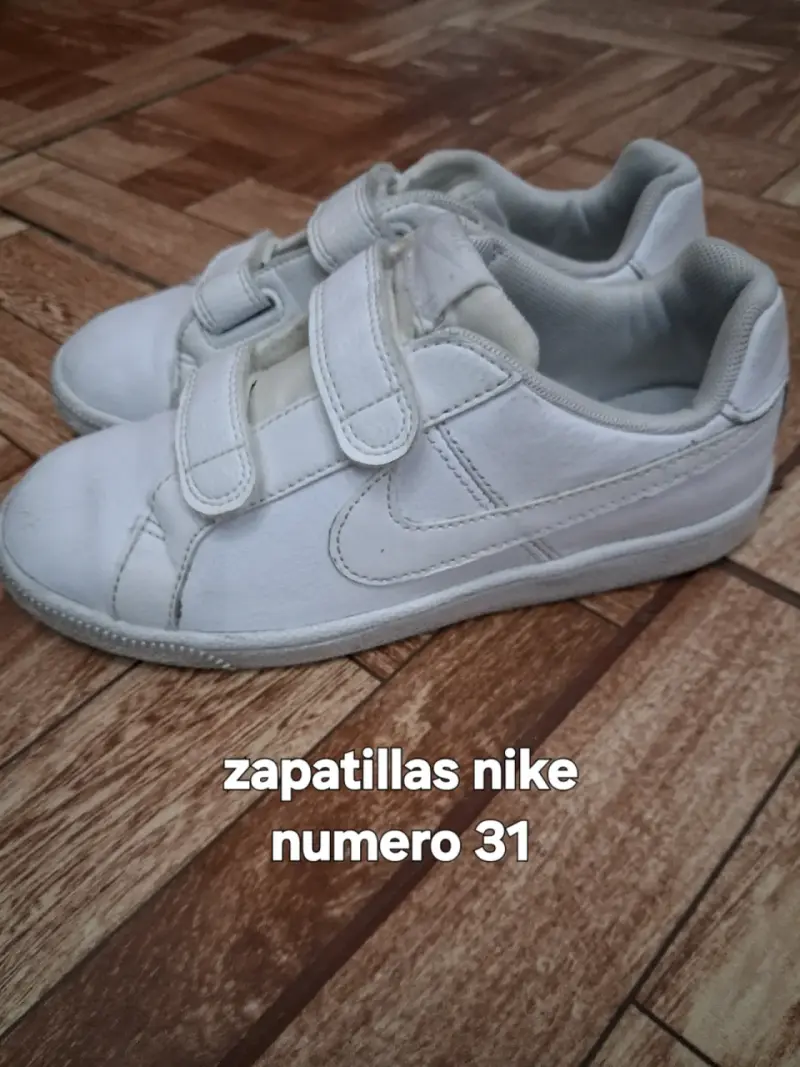 Zapatillas Nike Air 200 negras talla 33.5 - 2