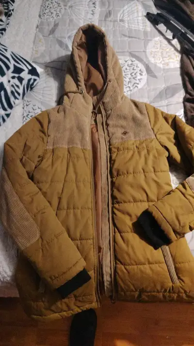 Chaqueta de invierno marrón con capucha Kavu - miniatura 1
