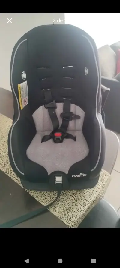 Silla de Auto para Bebé Evenflo Negra - miniatura 1