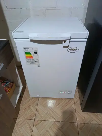 Congelador vertical Marca Home eficiente - miniatura 1