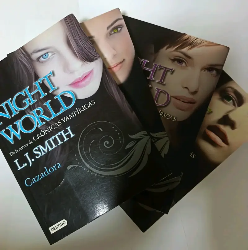 Colección de libros Night World de L.J. Smith - 1