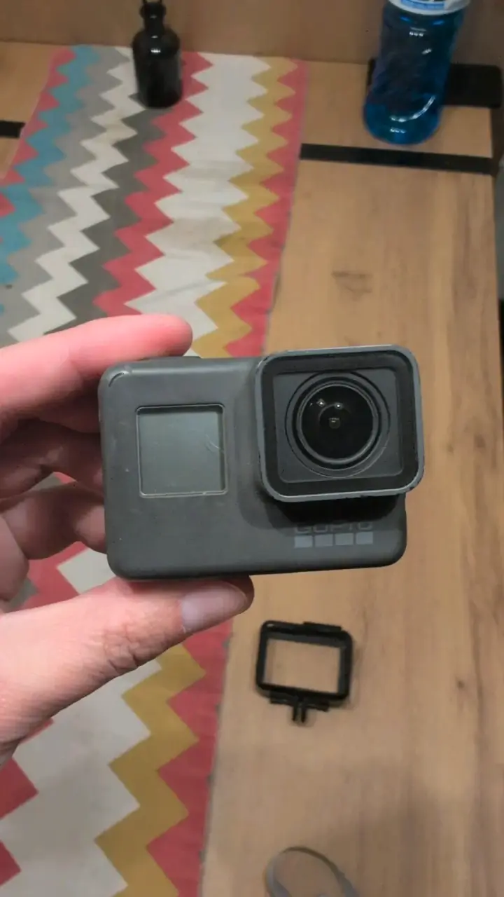 Cámara GoPro Hero con carcasa protectora - 2