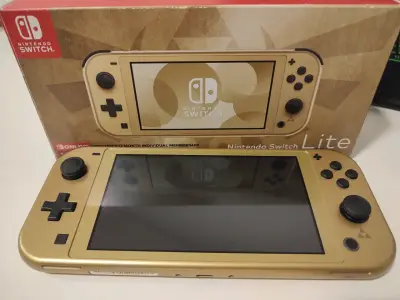 Nintendo Switch Lite Hyrule Edition - miniatura 1