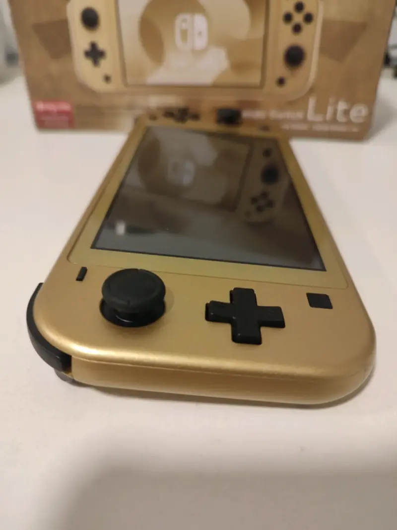 Nintendo Switch Lite Hyrule Edition - 3