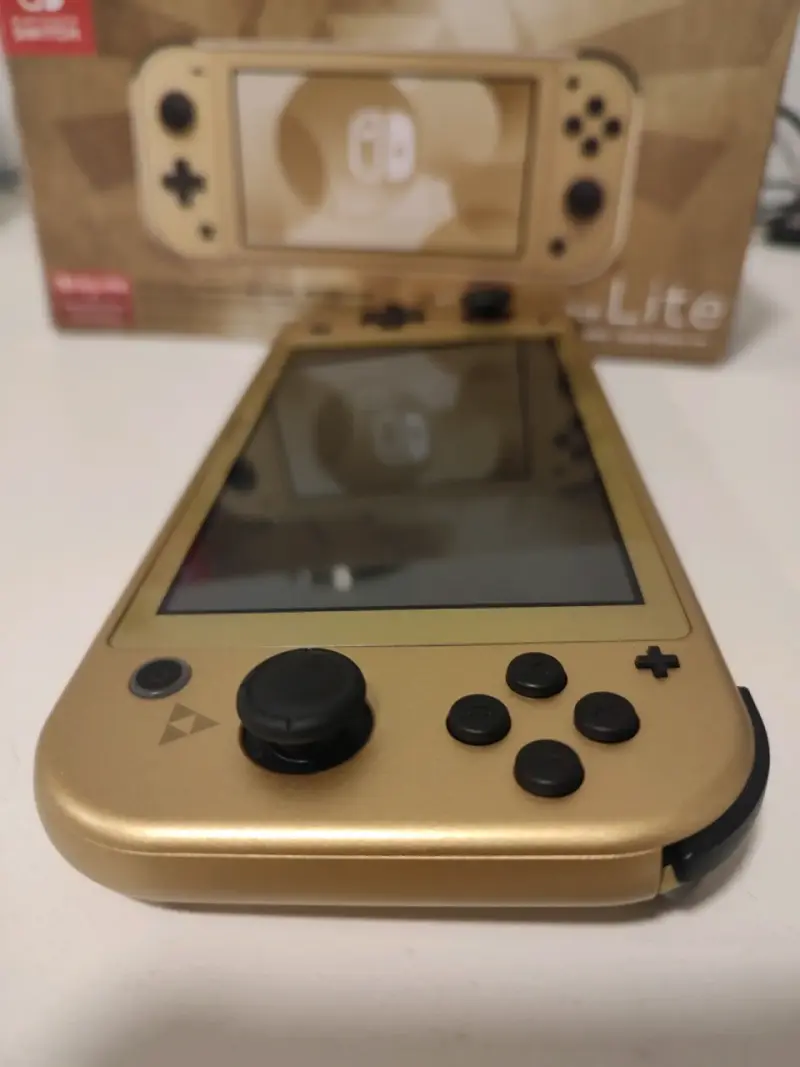 Nintendo Switch Lite Hyrule Edition - 4