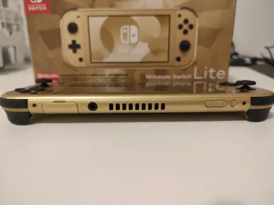 Nintendo Switch Lite Hyrule Edition - miniatura 6