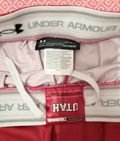 Shorts basketball Universidad de Utah Under Armour - miniatura 3