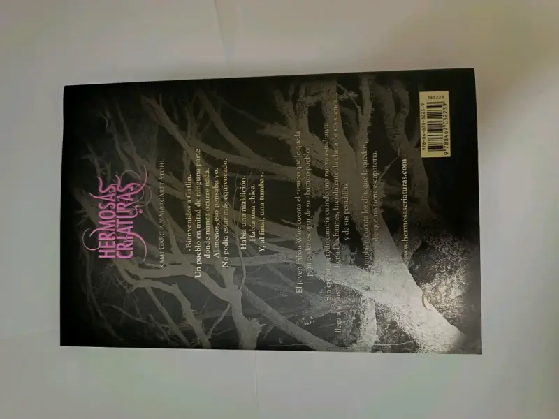 Libro Hermosas Criaturas de Kami Garcia y Margaret Stohl - 2
