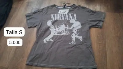 Polera negra Nirvana talla S - miniatura 4