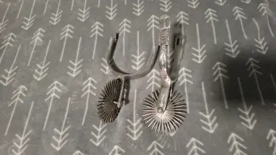 Espuelas de 3.5 " y polainas - miniatura 1
